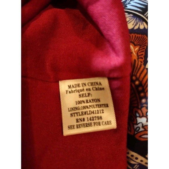 Loveriche Shift Dress Small Maroon Open back flowy Bell Sleeve Lined Lightweight - Picture 7 of 7